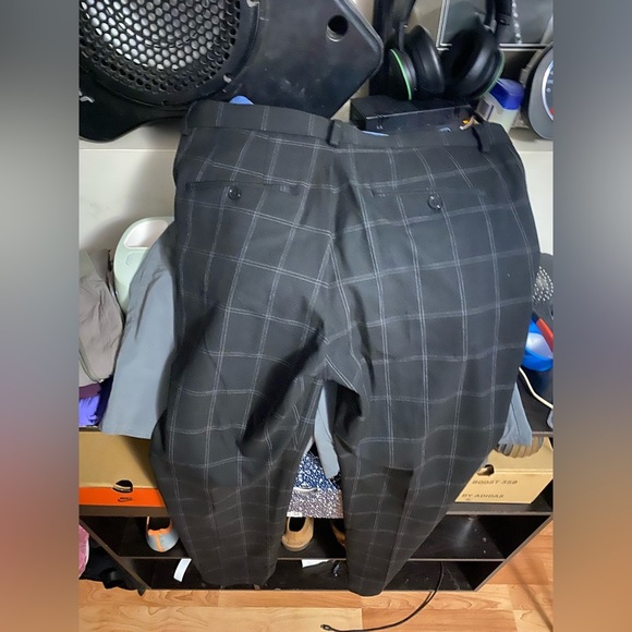 Stylish Black Checkered Pants - Picture 2 of 4